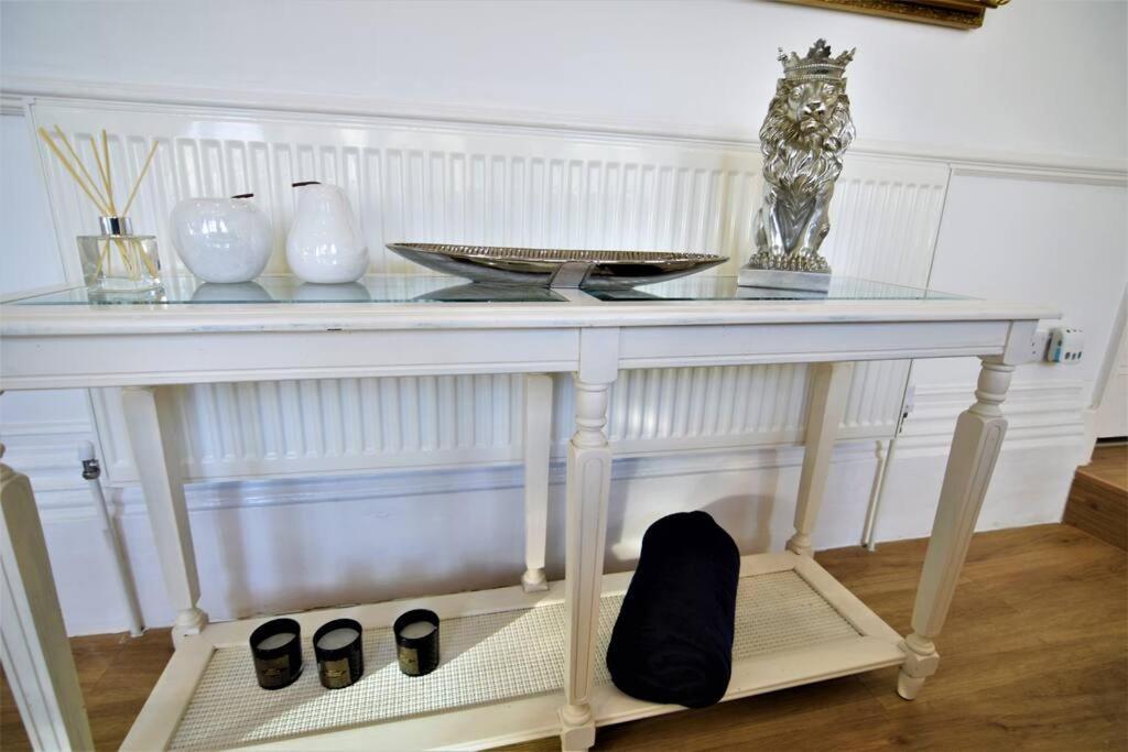 Flash Sales Offer - Any Week Day No Minimum Night Restrictions Central Hove 1 Bedroom Flat Bn38Bru02 Dış mekan fotoğraf